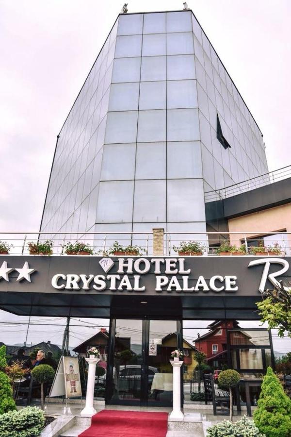 Hotel Crystal Palace Râmnicu Vâlcea Kültér fotó